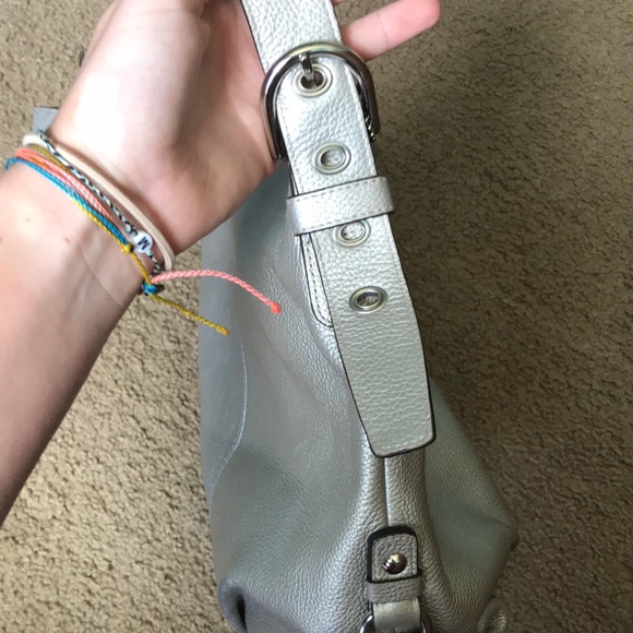 Coach Shoulder Bag / Silver - Picture 7 of 8
